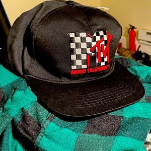 MTV toddler hat T4 snap back